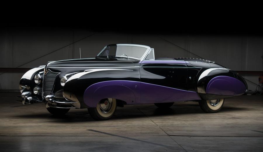  Cadillac Series 62 Custom Cabriolet by Saoutchik 1948 года  (фото 18 из 32)